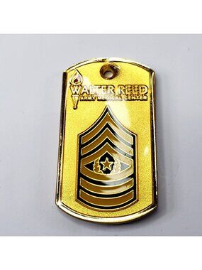 Walter Reed Army Medical Center Gold Dog Tag Medal Warrior Ethos Challenge Coin